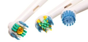 Электрические зубные щетки в стоматологии